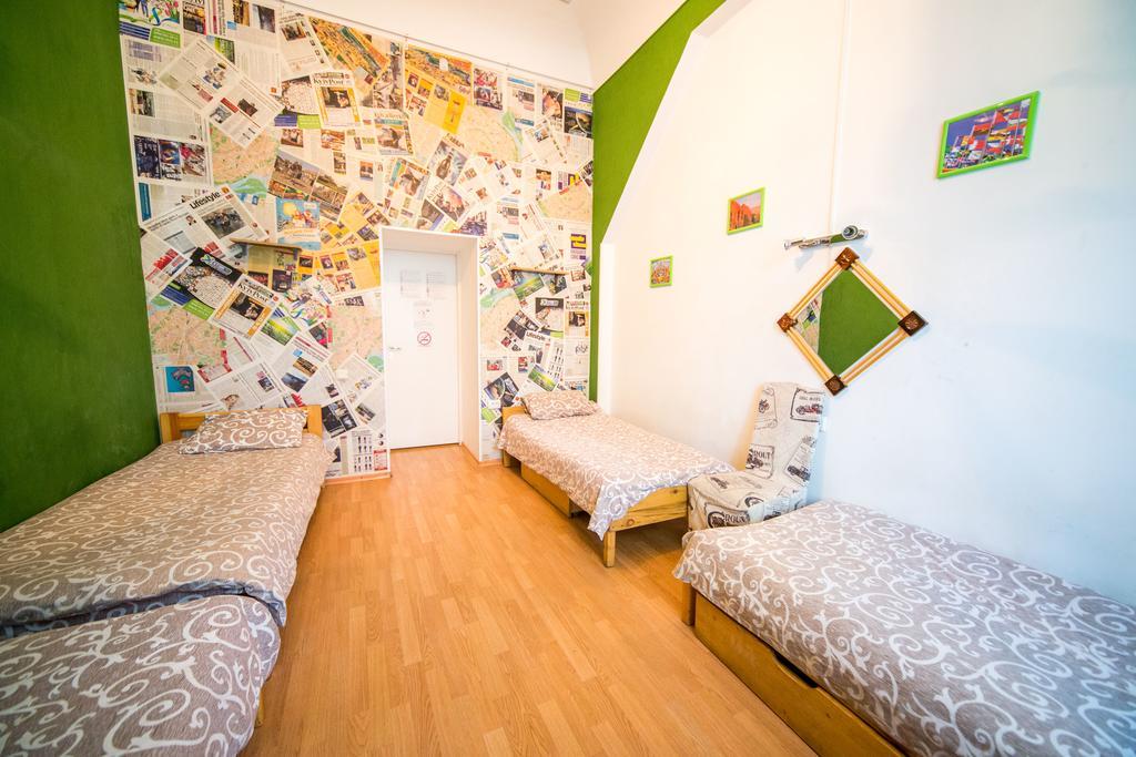 Chemodan Hostel Odessa Exterior photo